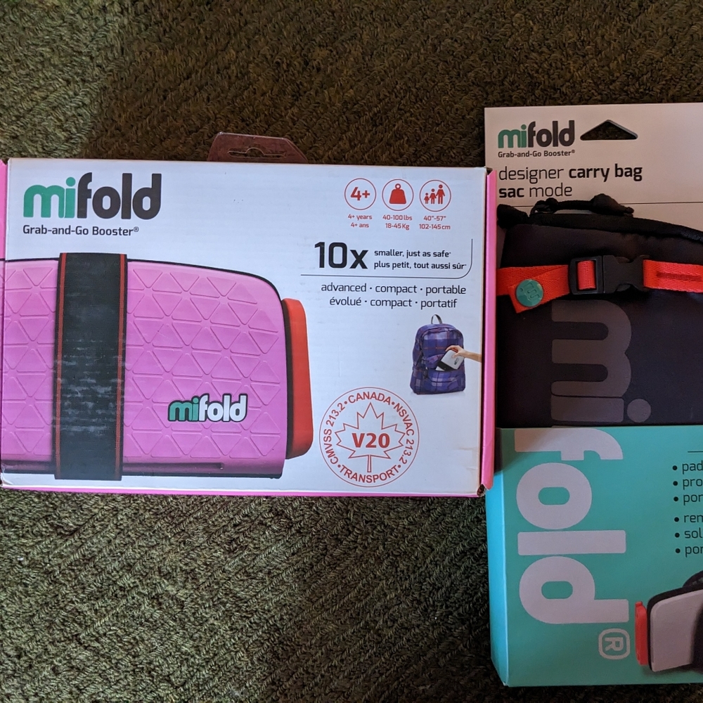 Mifold booster seat